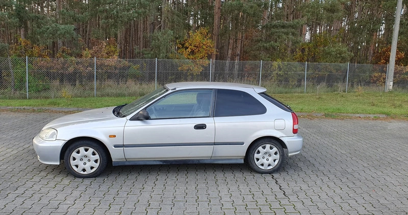 Honda Civic cena 3500 przebieg: 259500, rok produkcji 2001 z Poznań małe 16